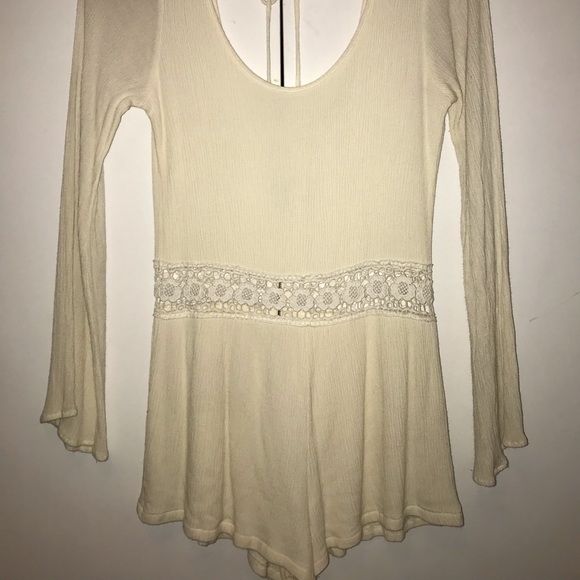 Funky/ Flower child Long sleeved romper - Picture 2 of 6